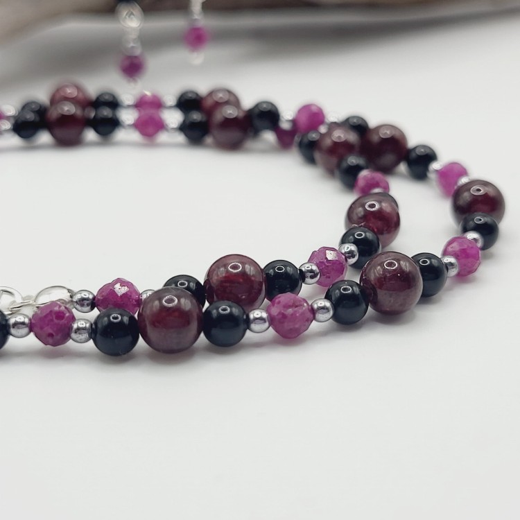 Komplet biżuterii z kamieni naturalnych - granat, rubin, onyks