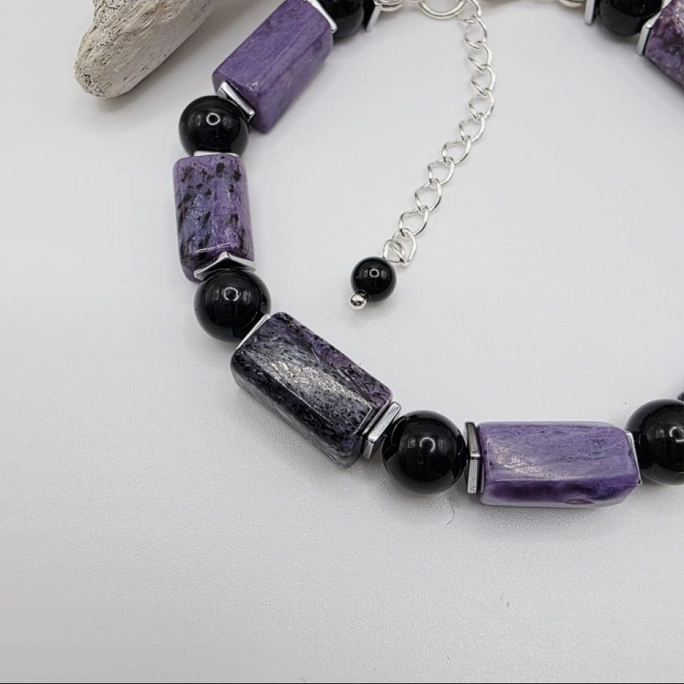 Bransoletka damska z kamieni naturalnych czaroit i czarny turmalin