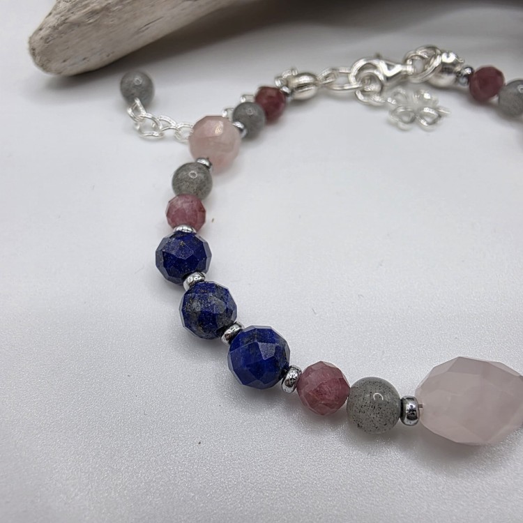 Bransoletka przyjaźni z kamieni naturalnych