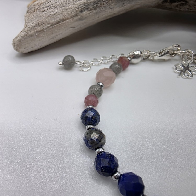 Bransoletka przyjaźni z kamieni naturalnych