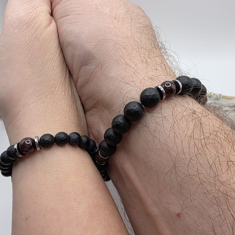 Bransoletka damska z kamieni naturalnych - onyks, granat, hematyt
